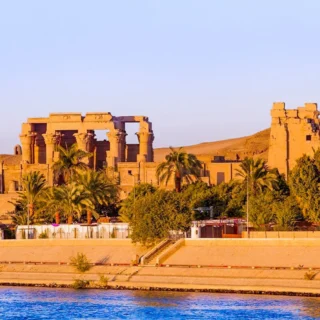 Kom ombo, Edfu and Esna from Aswan